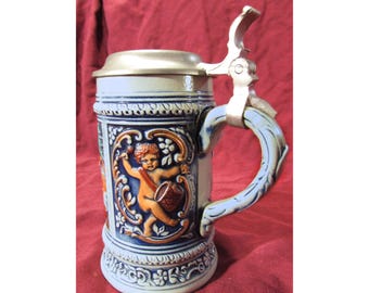 Vintage Gerz W German Majolica Beer Stein Hand Painted Gold Trim 1960s