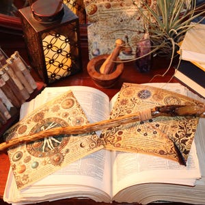 Handcrafted Leatherleaf Mahonia Wooden Wand – Unique Artisan Magic Wand for Cosplay, Rituals, and Collectors