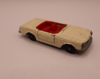 Pudełko zapałek nr 27 Mercedes 230 SL