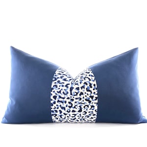 Blauer Leopard Kissen 2er SET Indoor Outdoor Terrasse Sitzkissen Kissen Animal Print Panel Block Kissen Akzent Dekokissen Home Decor Leinen
