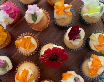 Bunte Blumen Cupcakes