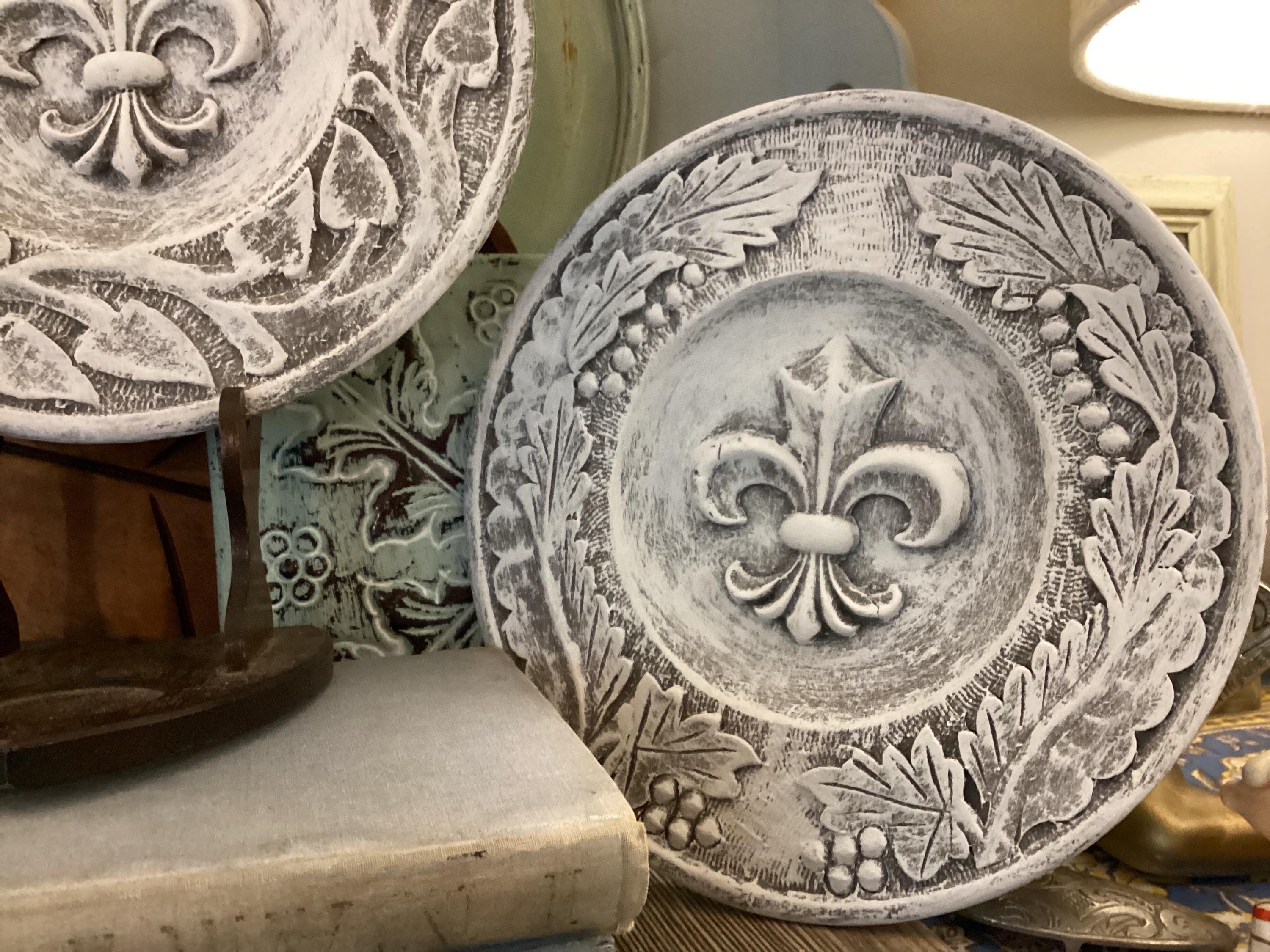 フランス　アンティーク　フルール・ド・リス陶器プレート フランスのカントリープレートセット フュエル・ド・リス 私が作った
