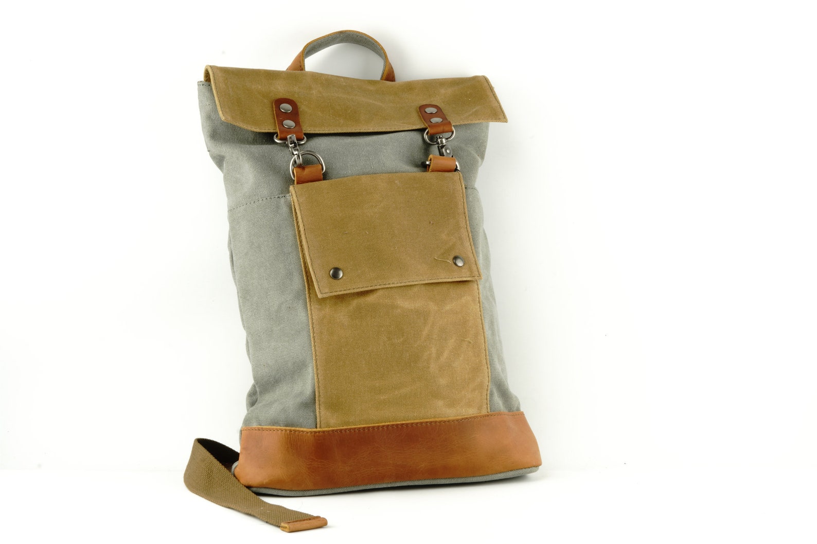 Medium Waxed Canvas Clip Bag With Light Colored Panel - Etsy