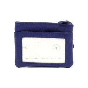 Bolsa pequena de couro para moedas com janela de identificação e chaveiro