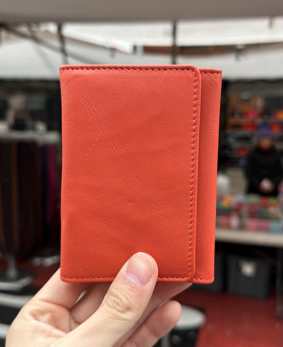 Portafoglio Bifold Sottile In Vera Pelle Con Finestra Per ID - Foto 12