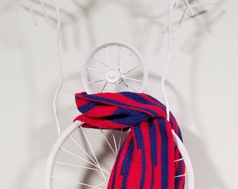 Scarf red and blue