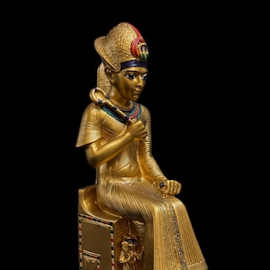 Unique Handcrafted Sculpture Ramses king Ramesses Statue Replica Egyptian artifacts Vintage figurine Pharaoh king Ramesses Made In Egypt