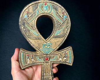 【エジプト現地購入・レア】アンク十字（生命の鍵）☥ インテリア／お守りにも Amazon.co.jp: エジプトファラオ アンク 生命の鍵 祭壇式