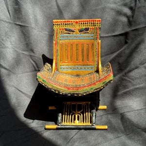 Chair of king Tutankhamun Museum Throne Chair Original Resin Replica of the Egyptian Pharaoh King Tutankhamun Throne Made in Egypt