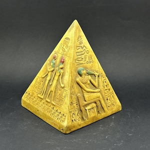 Authentic Egyptian Pyramid Statue Unique Symbol of Ancient Egypt special edition of Giza Pyramid sculpture Made in Egypt