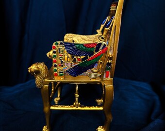 ツタンカーメンのライオンの玉座 - 博物館の椅子エジプトのファラオ