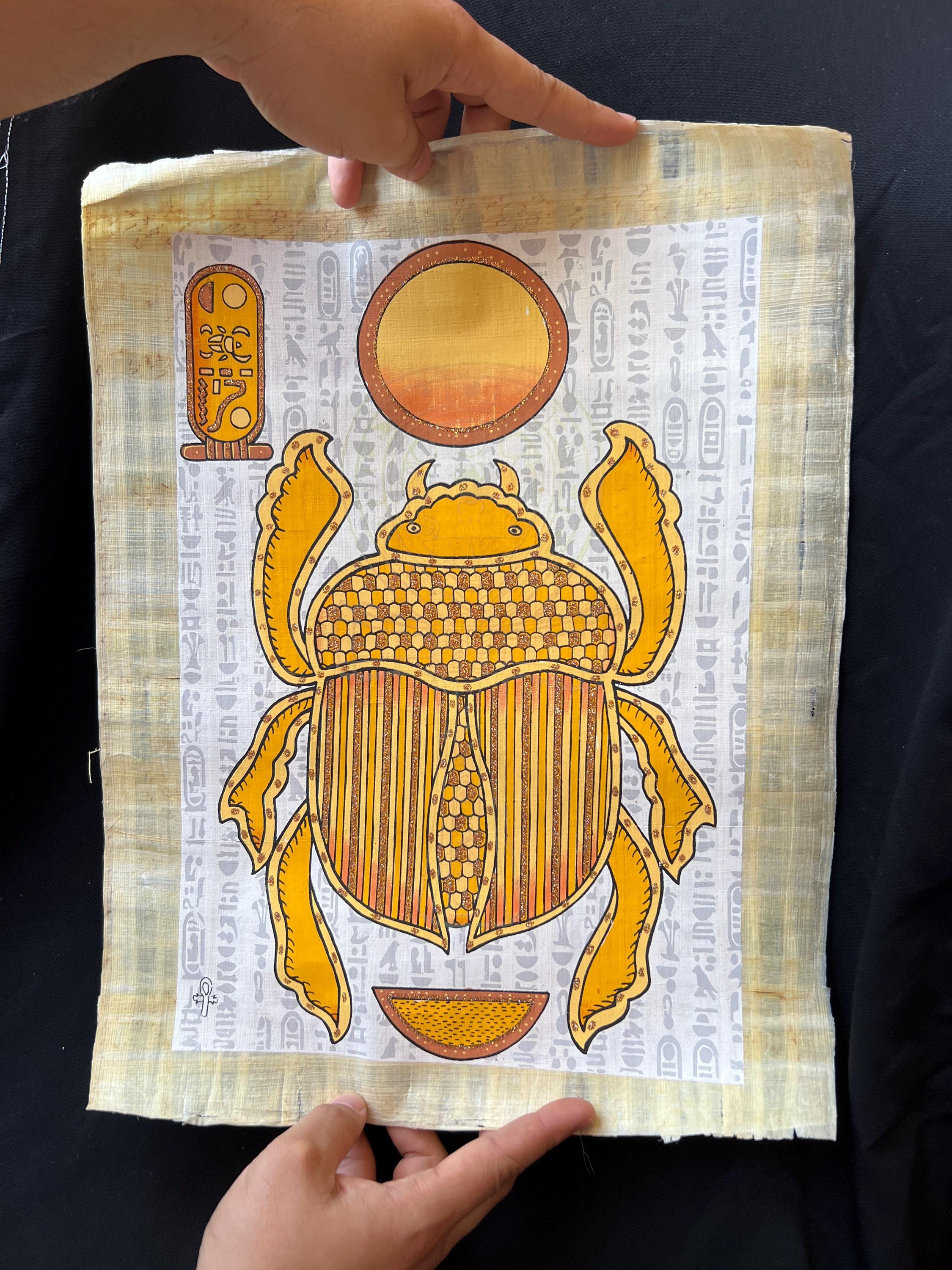 エジプトのスカラベパピルス｜再生と守護の象徴を描いた手描きの絵