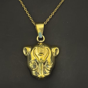 Oude-Egyptische Sekhmet-hangerketting – goudkleurige leeuwin godin-amulet, beschermende talisman-sieraden gemaakt in Egypte