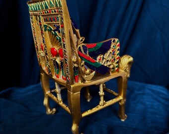 ツタンカーメンのライオンの玉座 - 博物館の椅子エジプトのファラオ