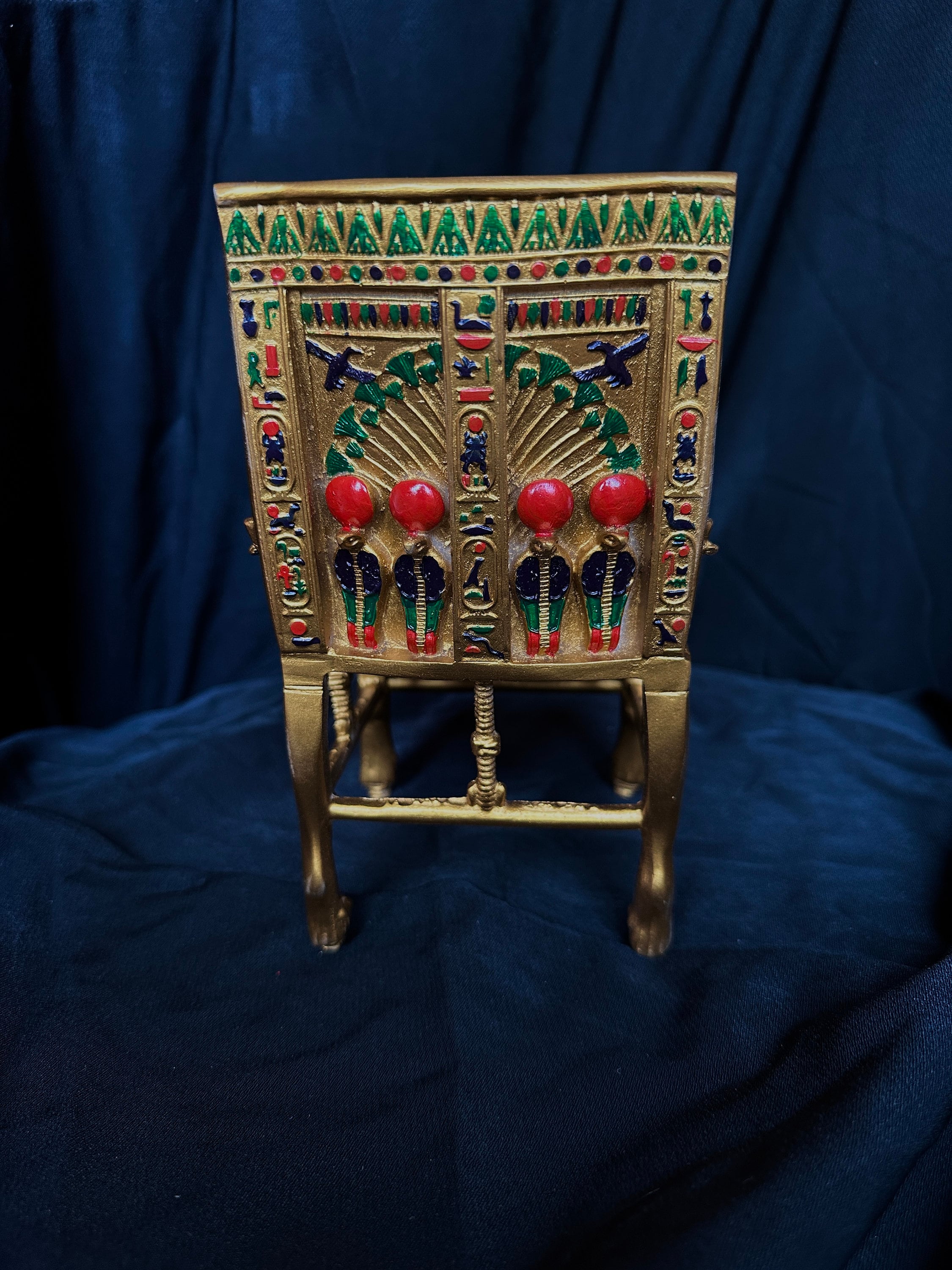 ツタンカーメンのライオンの玉座 - 博物館の椅子エジプトの