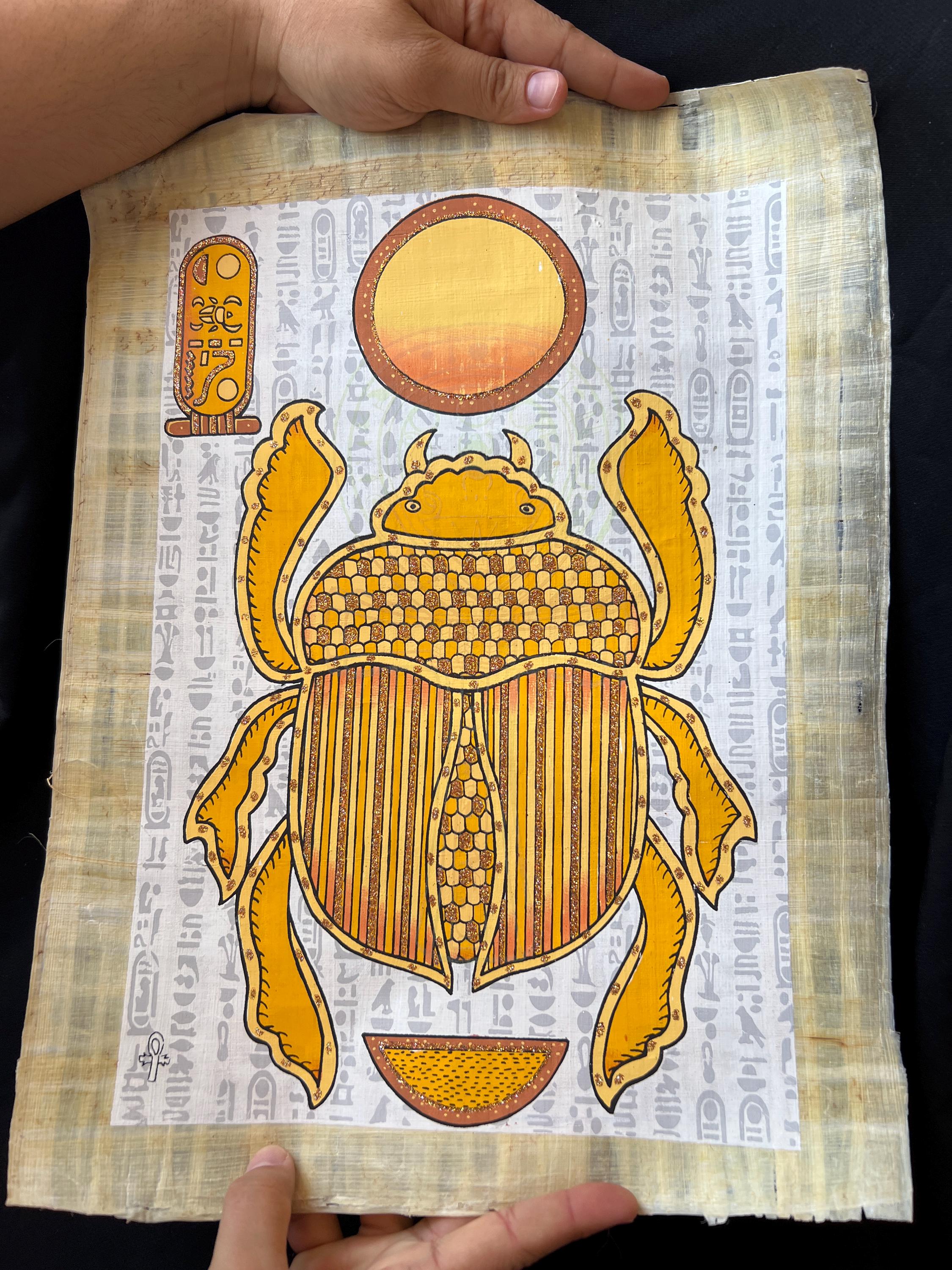 エジプトのスカラベパピルス｜再生と守護の象徴を描いた手描きの絵