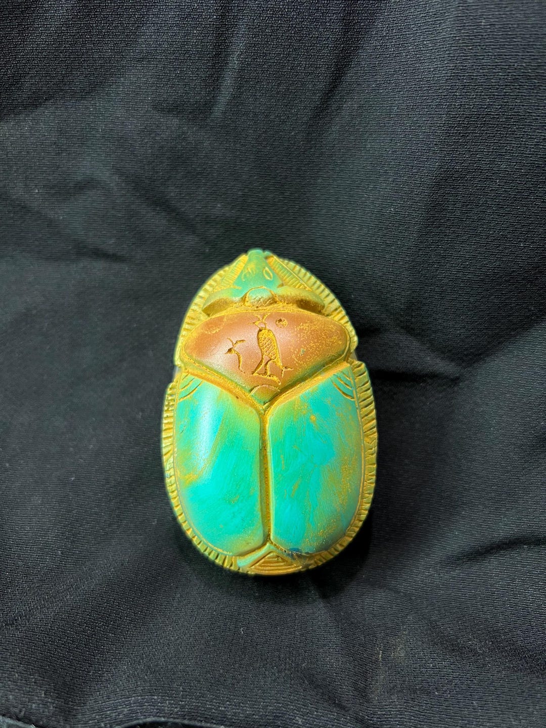 Amulette Scarabée égyptienne En Bon état - Hiéroglyphes Gravés, Environ 5,4 Cm