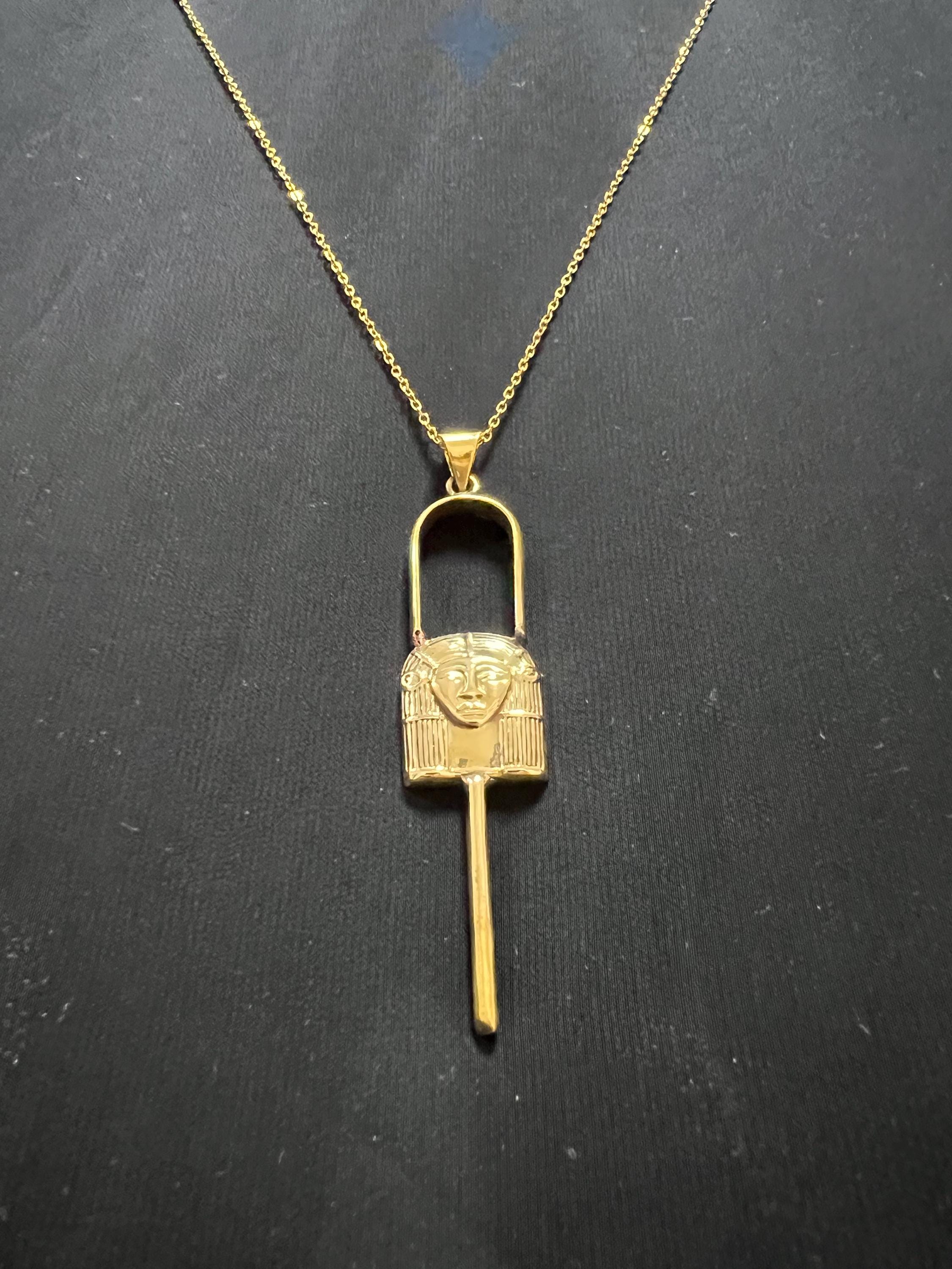 あき ヴィンテージ 刻印 18K 金 エジプト ツタンカーメン ペンダント ミ*ん様 ヴィンテージ 刻印 18K 金 エジプト ツタンカーメン