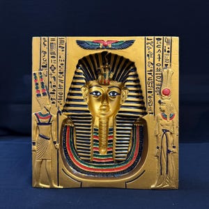 Tutankhamun - Magician Egyptian Replica king Tutankhamun Mask the powerful king - Eyes looking every side, Check the video - Made in Egypt
