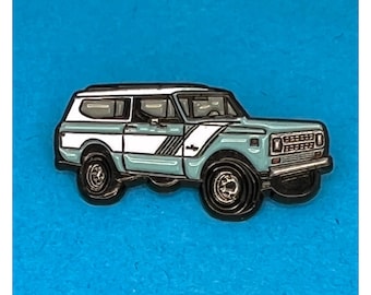 Vintage Scout Enamel Pin