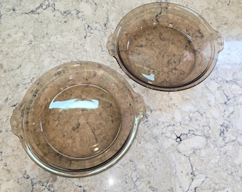 Vintage 1985 Pyrex Limited Edition Amber Glass 7.75 Inch Pie Plate Set of 2
