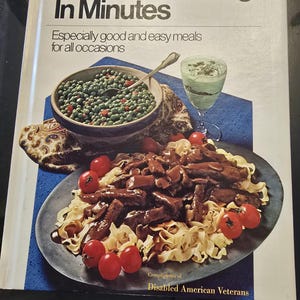 Vintage Pillsbury&#39;s Creative Cooking In Minutes Cookbook, 1971