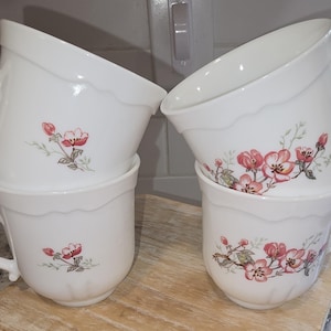 Vintage 4 Piece Arcopal France Pink Cherry Blossom Floral Tea/Coffee Cups