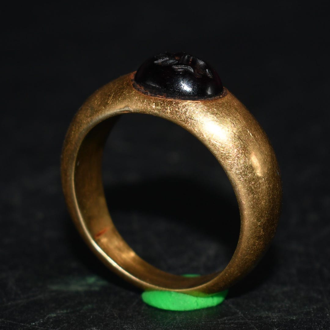 Authentic Ancient Roman Solid Gold Ring With Garnet Intaglio in Good ...