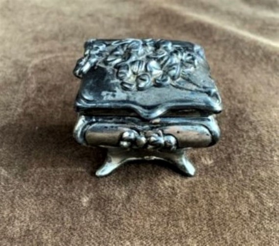 Antique Rogers Art Nouveau Metal Small Square Foo… - image 10