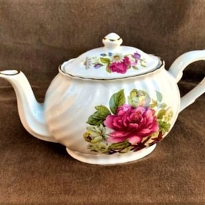 Vintage Price Kensington Potteries Teapot