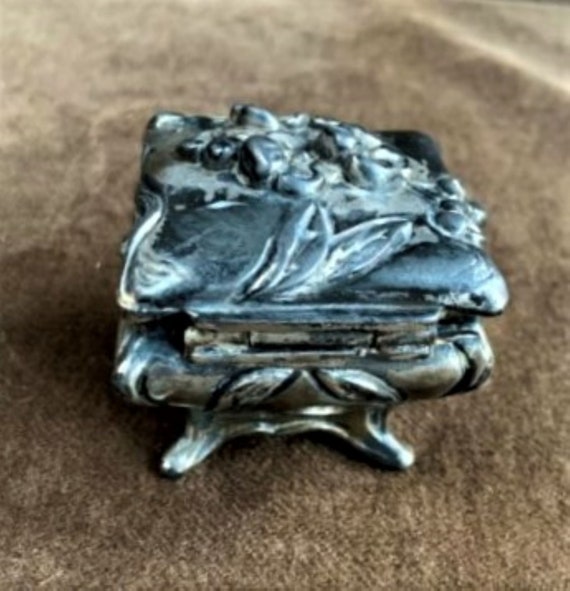 Antique Rogers Art Nouveau Metal Small Square Foo… - image 7