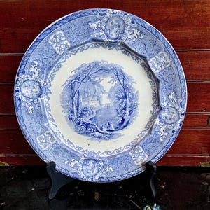 Antique E. Challinor &quot;Panama&quot; Blue Transferware Dinner Plate (c. 1842-1867)