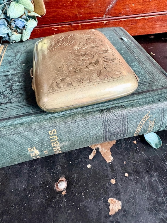 Silver Plated Engraved Rectangular Cigarette Case… - image 7