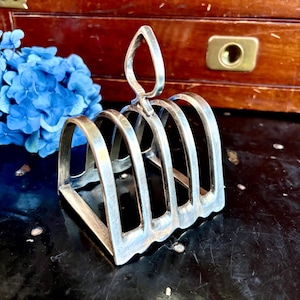 Vintage Small 4-Slice Toast Rack