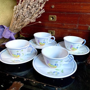 Set of 4 Vintage Longchamp Perouges Teacups and Saucers