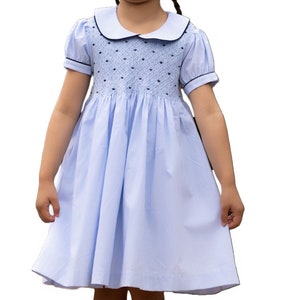 Vestido Liberty para niña con fruncido azul a mano / Vestido de retrato / Vestido de boda de playa / Vestido con volantes / Vestido de primavera / Vestido con volantes / Vestido de verano