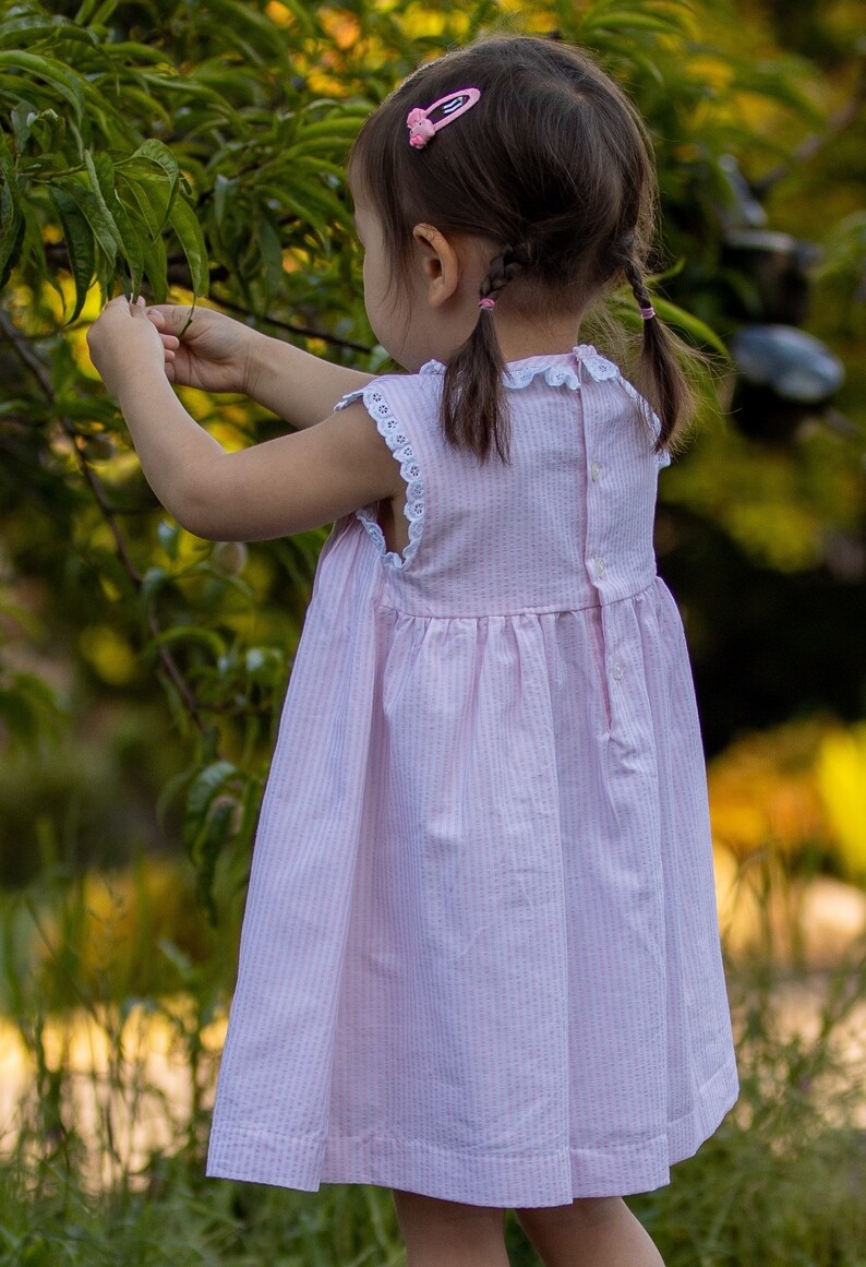 Little Toddler Girl's Hand Smocked Dress in Cotton Seersucker Baby Princess Dress for Easter image 6