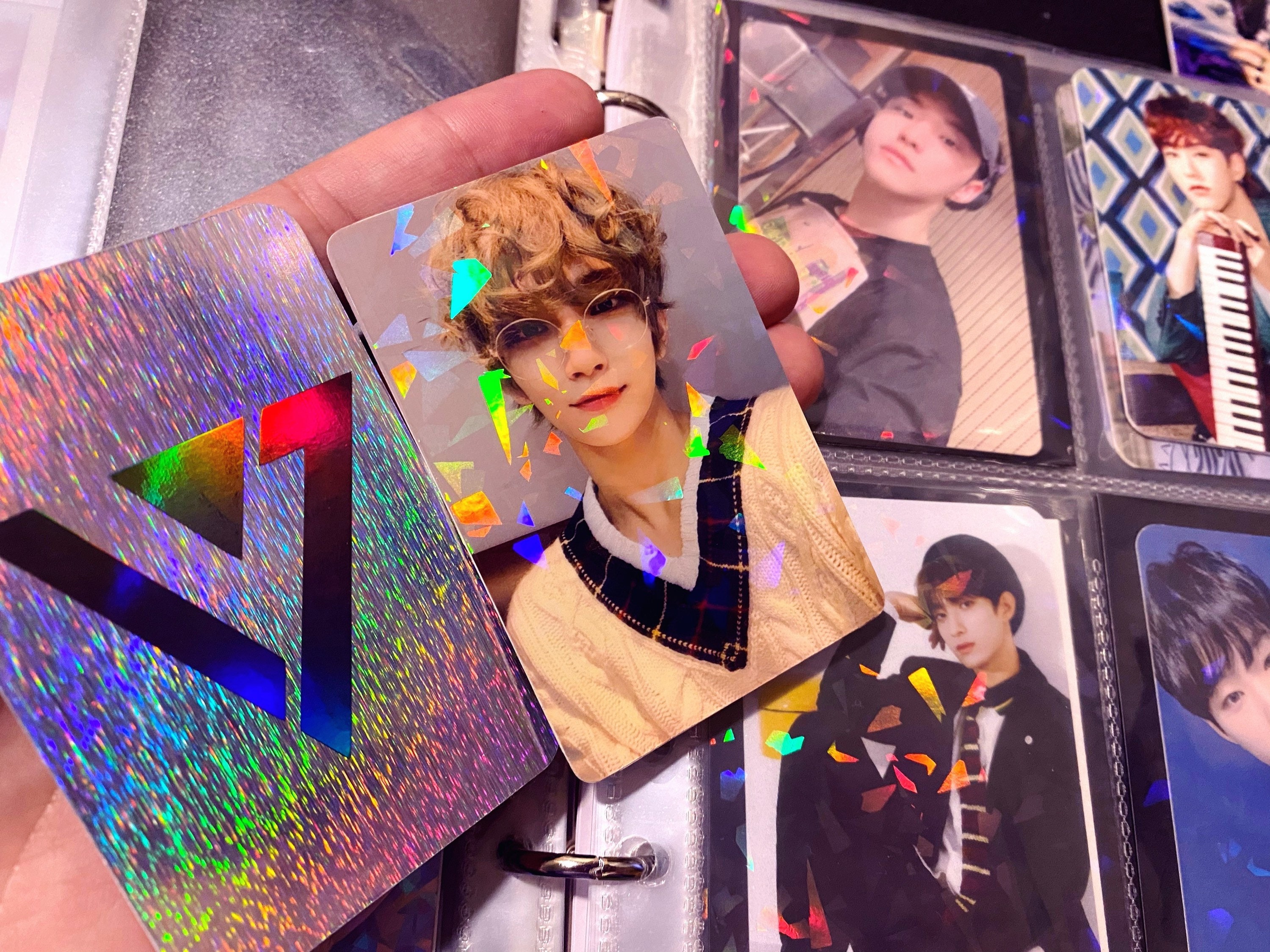 アイドル SUPER JUNIOR HOLOGRAM PHOTO CARD SET SUPER JUNIOR The Road Goods - POSTCARD + HOLOGRAM PHOTOCARD SET
