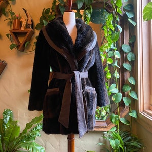 Vintage Faux Fur and Leather Distressed Leather Coat w/ Belt | Brown | S-M