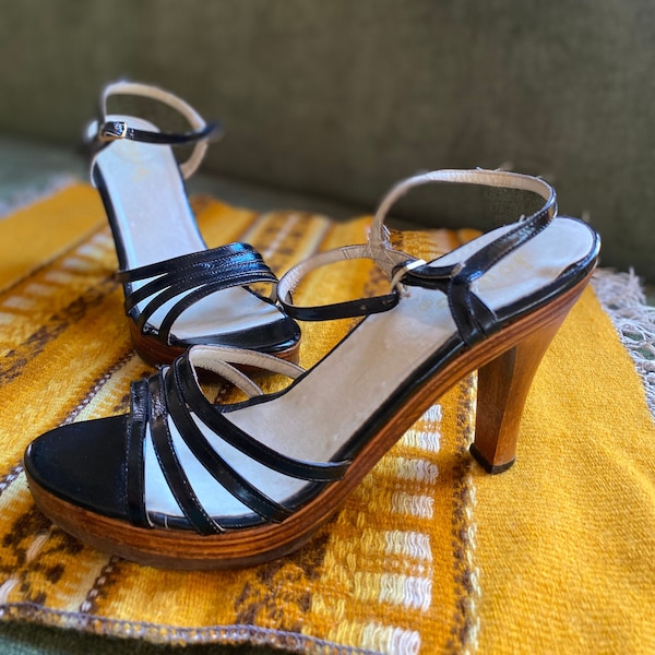 1970's Vintage High Heels | Platform Wood, Patent leather | Size 8 Narrow | Black