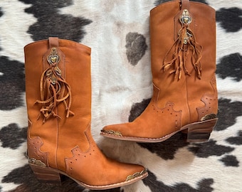 靴 vintage western boots Vintage Leather Boots Vibram Soles Cowboy Western Mens 9D