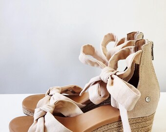UGG Wheat Blonde Espadrille Wedges – Tie Strap Sandals (US 9)
