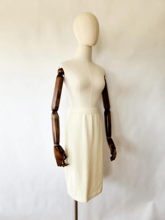 1990s St John Collection by Marie Gray cream two piec… - Gem