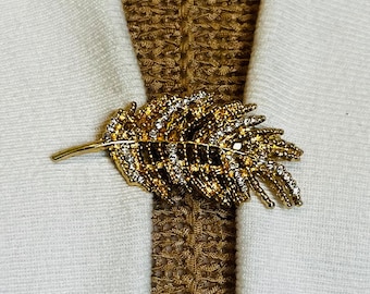 Clips de suéter Rhinestone hoja suéter clip cardigan cierre minimalista hojas suéter clips regalos para ella por Fabulici