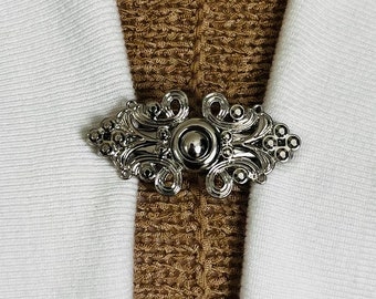 Prendedores de Suéter Florais Celtas, Prendedores de Cardigã, Prendedores de Suéter com Flores, Prendedores de Quimono, Prendedores de Vestido, Prendedores de Cosplay, Prendedores de Capa, Presente para Ela Fabulici