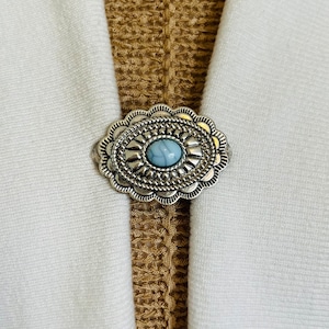 Sweater Clips Silver Shawl Clasp Oval Sweater Clip Shirt Clip Southwestern Jewelry Gifts Cardigan Clip Guard Birthday Gift for Her Fabulici