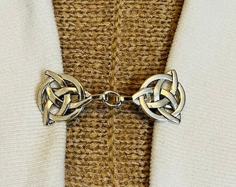 Clip para suéter celta, broche para suéter, clip para cárdigan, cierre para suéter, clip para pashmina, clips para suéter, clip para chal, joyería celta, regalo para ella