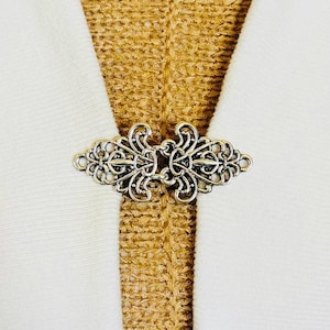 Silver Floral Celtic Cardigan Clasp Sweater Clip Flower Kimono Clasps Kimonos Cosplay Clips Cloak Fasteners Gifts for Her by Fabulici