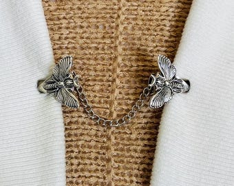 Sweater Clips Moth Sweater Clip Shawl Clasp Cardigan Clip Insect Clip Cosplay Jewelry Chain Dress Clip Cloak Fastener Birthday Gift for Her