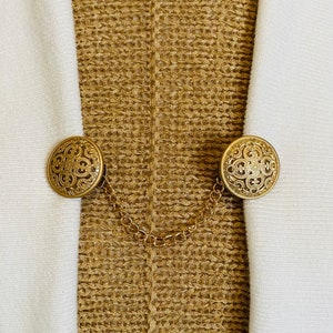 Sweater Clips Flat Gold Chain Sweater Clip Cardigan Clasp Celtic Kimono Clasps for Sweater Guard Gift for Mom Gifts for Her by Fabulici